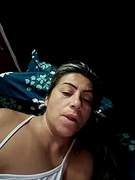 Snapshot of maynor_1998 chatting on April 28, 9:14 am maynor 1998 online show from April 28, 9:14 am
