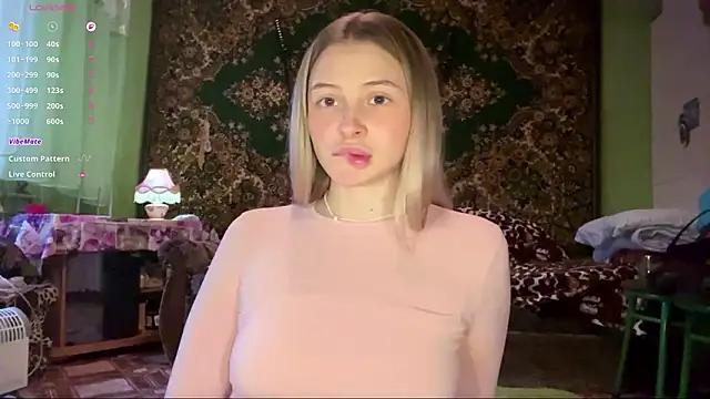 VibeVi online show from February 24, 1:09 pm