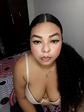 solene09 online show from February 10, 3:32 am