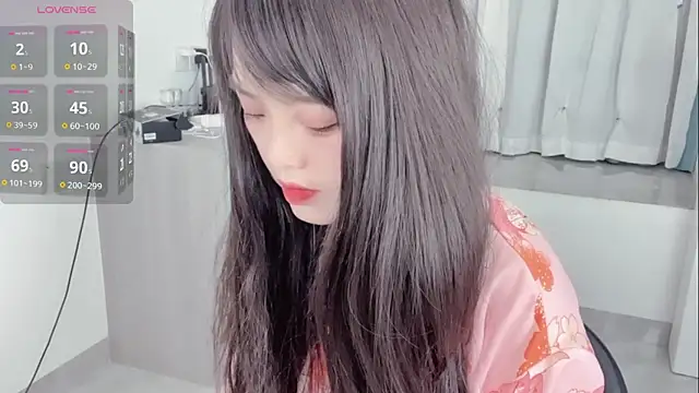Snapshot of xianxian-baby chatting on May 29, 5:11 pm xianxian-baby online show from May 29, 5:11 pm