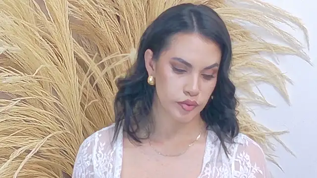 AndiVasquez online show from August 1, 5:18 am