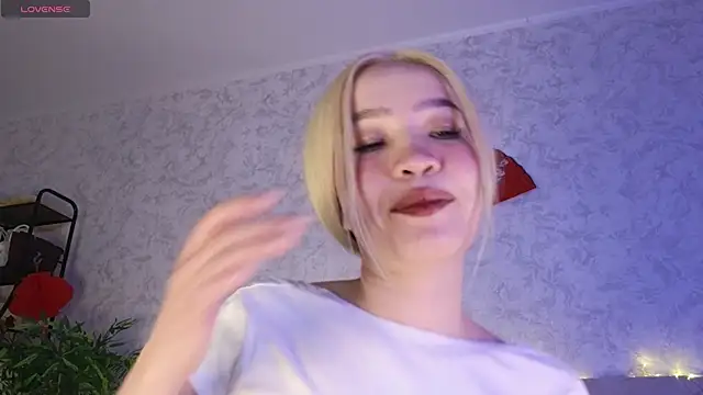 saya li11 online show from February 14, 5:26 am