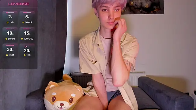 Snapshot of bunnyblush67 chatting on April 22, 8:06 am bunnyblush67 online show from April 22, 8:06 am