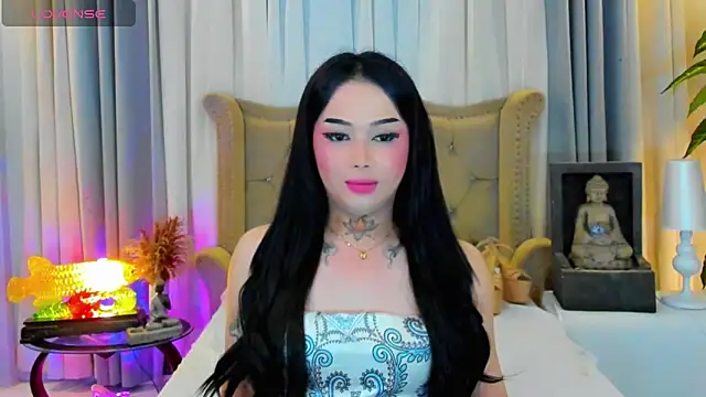 Snapshot of SeductiveAsianCum4hire chatting on June 12, 6:45 am SeductiveAsianCum4hire online show from June 12, 6:45 am