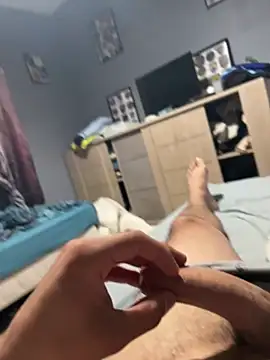 Snapshot of magicdickx21 chatting on June 1, 11:01 am magicdickx21 online show from June 1, 11:01 am