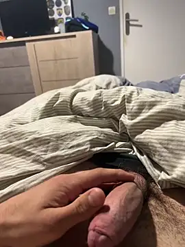 Snapshot of magicdickx21 chatting on June 10, 10:25 am magicdickx21 online show from June 10, 10:25 am