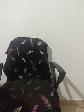 Snapshot of sukinira chatting on July 15, 2:39 am sukinira online show from July 15, 2:39 am