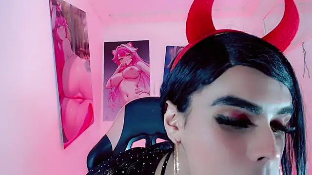 Stefani  R online show from March 19, 10:58 pm