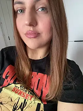 AliceDesmee online show from February 13, 10:44 am