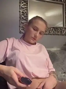 Milssweetx online show from March 21, 9:07 pm