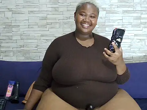 BustyBmw online show from February 2, 6:28 pm