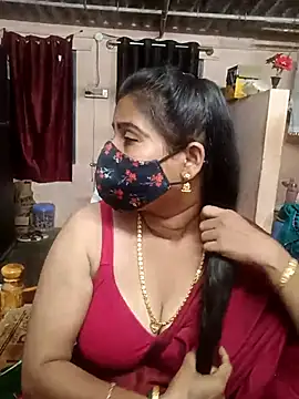 Snapshot of Madhusri_Tamil_Telugu chatting on April 2, 1:53 pm Madhusri Tamil Telugu online show from April 2, 1:53 pm