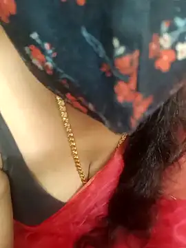 Snapshot of Madhusri_Tamil_Telugu chatting on April 7, 5:57 pm Madhusri Tamil Telugu online show from April 7, 5:57 pm