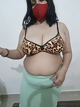 Ruby1hot2 online show from June 5, 6:42 am