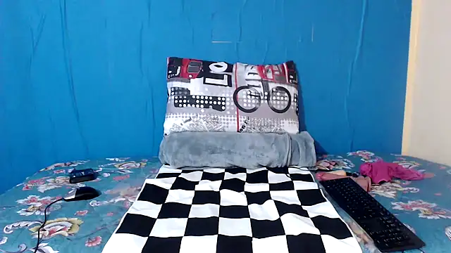 Snapshot of PrettyLisa26 chatting on February 17, 11:07 am PrettyLisa26 online show from February 17, 11:07 am