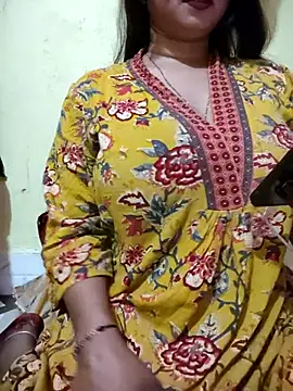 PARI51 online show from February 14, 8:27 pm