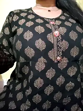 PARI51 online show from February 23, 8:39 pm