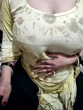 PARI51 online show from July 26, 8:27 pm