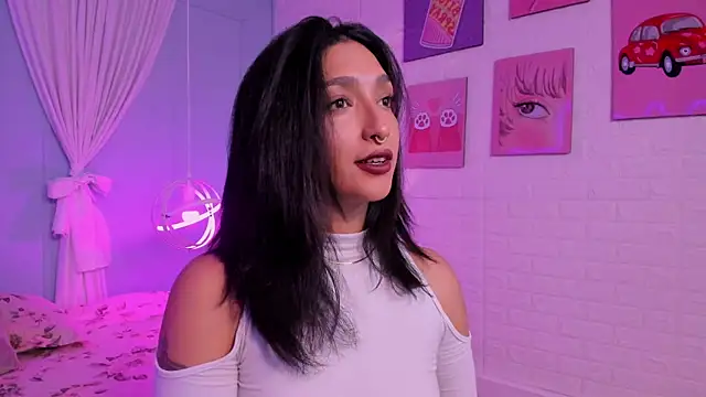 Snapshot of Cleo_Foxx chatting on June 24, 12:04 pm Cleo Foxx online show from June 24, 12:04 pm