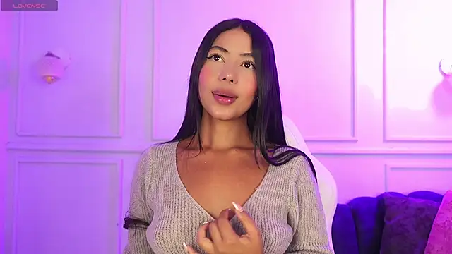 Snapshot of Lia_Velez_ chatting on April 16, 3:40 am Lia Velez online show from April 16, 3:40 am