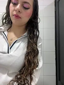 Annie bonnie  online show from March 24, 11:37 am