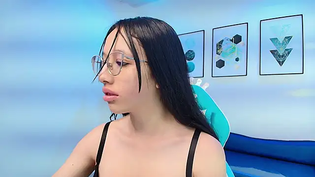 Danna andreews online show from February 6, 7:50 pm