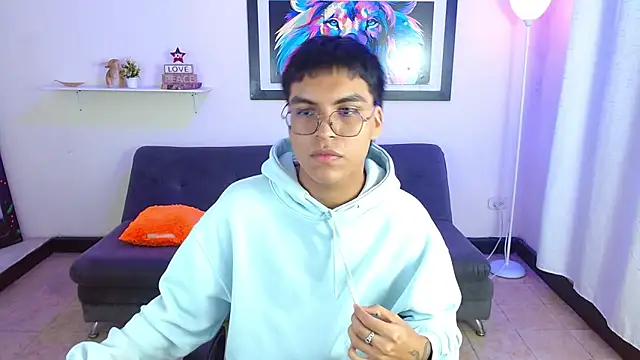 Maecum18 online show from March 12, 9:21 pm