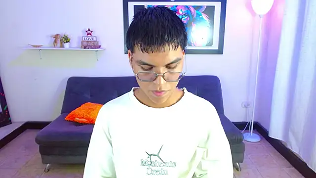 Maecum18 online show from March 13, 8:59 pm