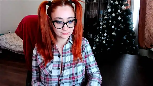 SimplyDivine online show from February 5, 9:36 am