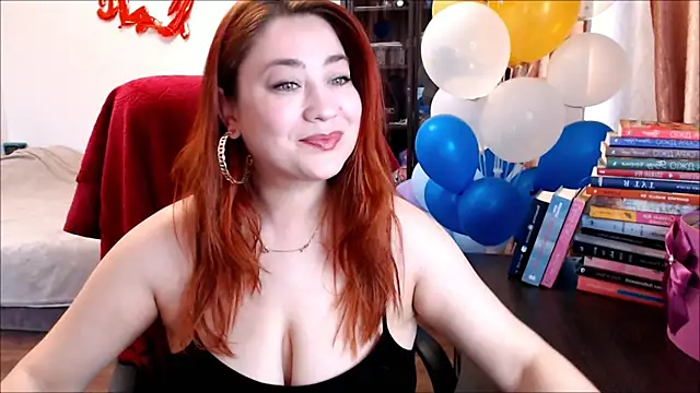 Snapshot of SimplyDivine chatting on March 18, 7:55 am SimplyDivine online show from March 18, 7:55 am