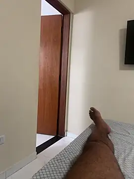 Renataalves online show from February 7, 10:41 am