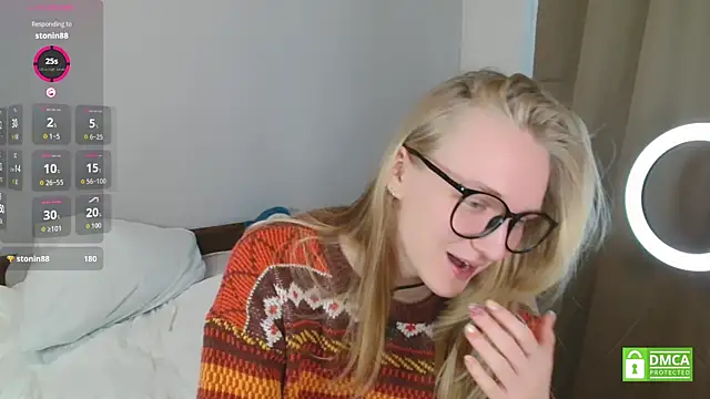 Snapshot of Alex-wer chatting on April 3, 7:17 am Alex-wer online show from April 3, 7:17 am