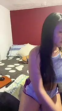 Snapshot of Bamby08 chatting on March 18, 4:37 am Bamby08 online show from March 18, 4:37 am