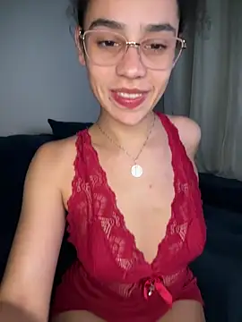 SirenStell0 online show from July 1, 2:13 am