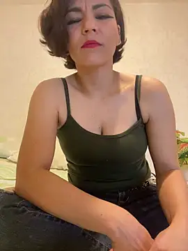 eva luz online show from February 9, 10:03 pm