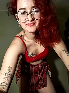 Snapshot of Persefoha chatting on March 3, 9:21 pm Persefoha online show from March 3, 9:21 pm