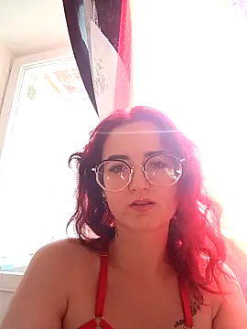 Snapshot of Persefoha chatting on March 5, 1:29 pm Persefoha online show from March 5, 1:29 pm