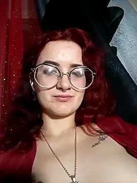 Snapshot of Persefoha chatting on March 6, 1:35 am Persefoha online show from March 6, 1:35 am