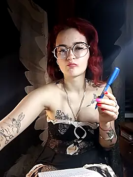 Snapshot of Persefoha chatting on March 18, 9:07 pm Persefoha online show from March 18, 9:07 pm