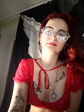 Snapshot of Persefoha chatting on March 19, 8:13 pm Persefoha online show from March 19, 8:13 pm