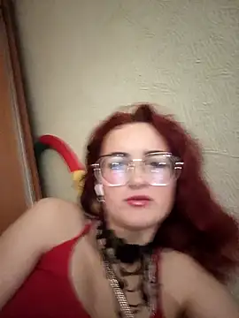 Snapshot of Persefoha chatting on March 21, 5:05 pm Persefoha online show from March 21, 5:05 pm