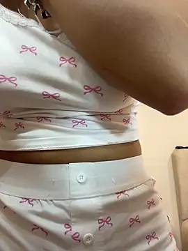 Gia Evanss online show from February 13, 3:52 pm