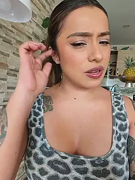 foxxy lover online show from July 6, 6:43 pm
