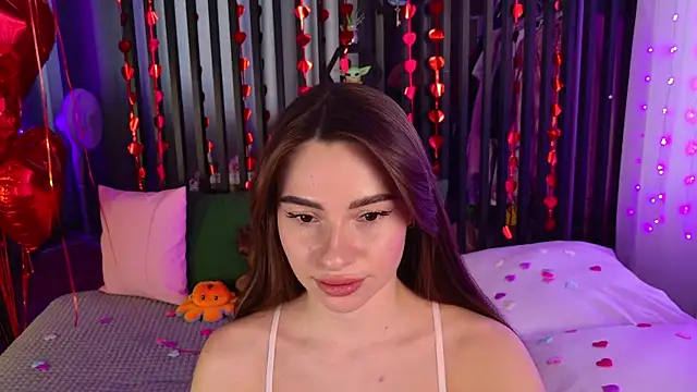 acceptcookies online show from February 13, 8:21 am