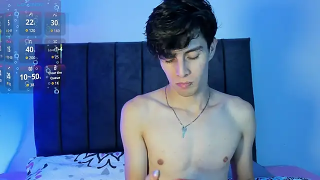 Snapshot of axxxel_twink chatting on April 25, 2:58 am axxxel twink online show from April 25, 2:58 am