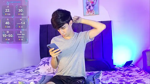 Snapshot of axxxel_twink chatting on June 3, 3:20 am axxxel twink online show from June 3, 3:20 am