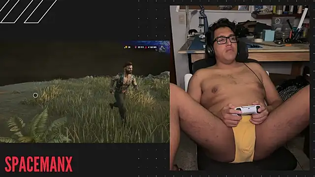 Snapshot of spacemanx_eddy chatting on March 19, 4:05 am spacemanx eddy online show from March 19, 4:05 am