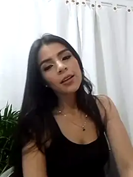 EvaMiranda online show from June 11, 4:10 am