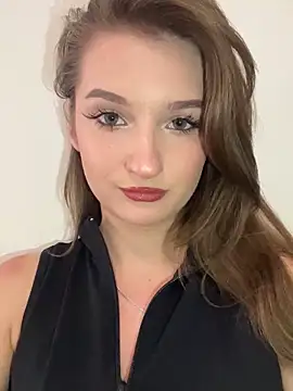 Green eyes lady online show from June 18, 2:43 pm