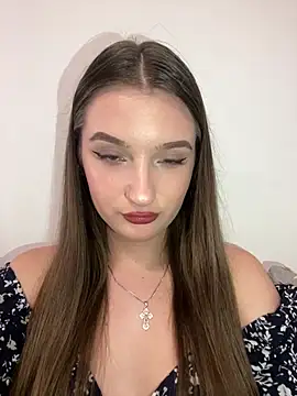 Green eyes lady online show from July 31, 2:27 pm